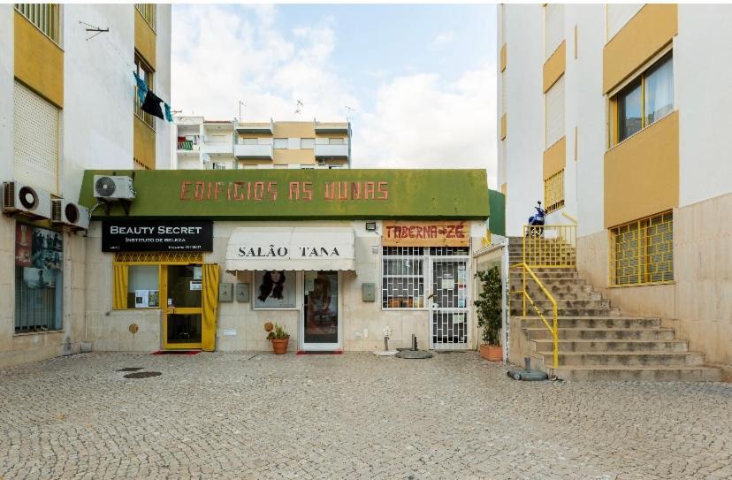 Eine Wohnung Fuer Den Perfekten Urlaub !!! Quarteira Exterior foto